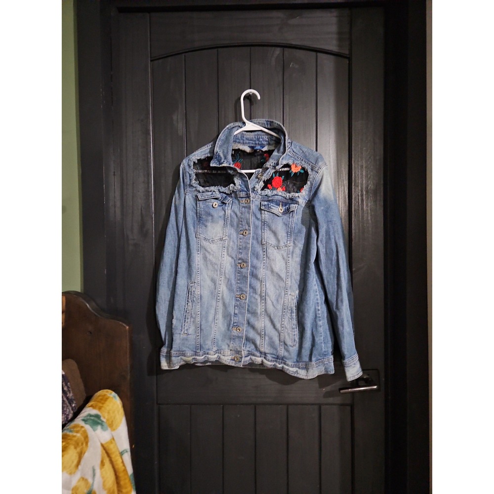 Denim Jacket Embroidered Floral Lace Distressed Blue Jean Jacket